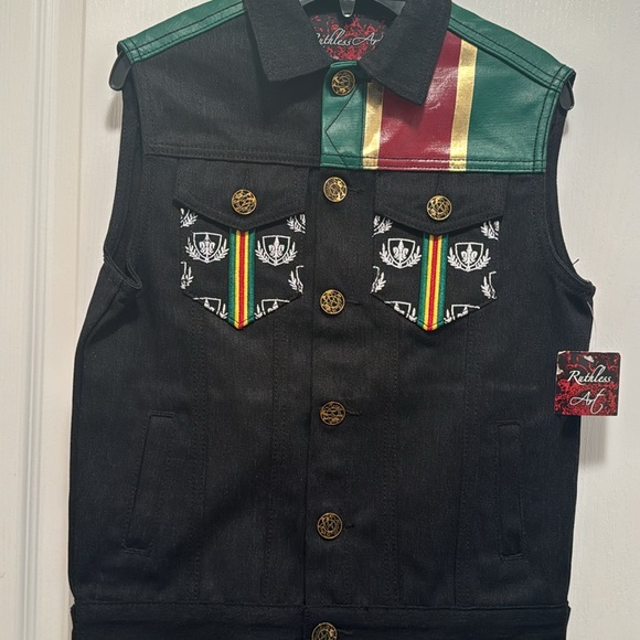 NWT Boys Denim Vest - Picture 4 of 6